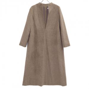 アドーア ベージュ ピュアウール ワンピース 最新の買取相場ご紹介