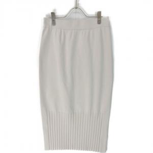アドーア エクリュ ドライストレッチニットタイトスカート 最新の買取相場ご紹介
