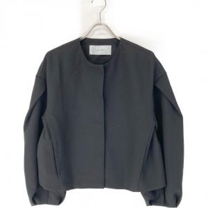 アドーア ブラック クリアボンディングジャケット 最新の買取相場ご紹介