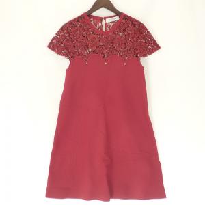 ヴァレンティノ ロックスタッズ装飾 一部レース ワンピース 最新の買取相場ご紹介