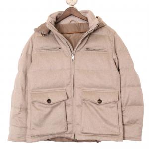 クルチアーニ カシミヤ フーテッドダウンジャケット 最新の買取相場ご紹介