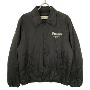 アレキサンダーマックイーン 黒 グラフィティロゴ コーチジャケット 最新の買取相場ご紹介