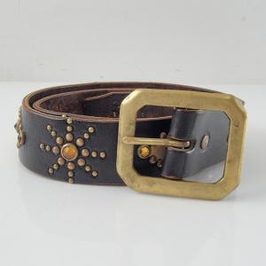 HTC 太陽神モチーフ スタッズベルト 最新の買取相場ご紹介