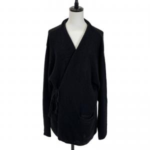 コモリ A03-06001 24AW ブラック カシミヤ製品染 カーディガン 最新の買取相場ご紹介