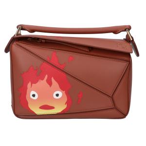 ロエベ×スタジオジブリ ハウルの動く城 パズルバック スモール 最新の買取相場ご紹介