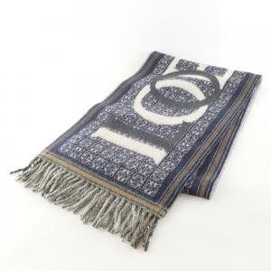 ロエベ ネイビー F606257X51 LOVE ジャガードスカーフ 最新の買取相場ご紹介