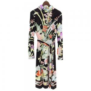 レオナール 0170202 花柄 ハイネックワンピース 最新の買取相場ご紹介