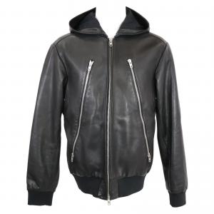 メゾンマルジェラ 八の字ジップアップフード付き レザージャケット 最新の買取相場ご紹介
