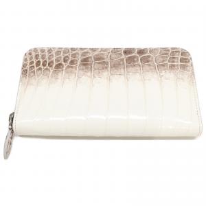 ベルルッティ イタウバ アリゲーターレザー ロングジップ付きウォレット 最新の買取相場ご紹介