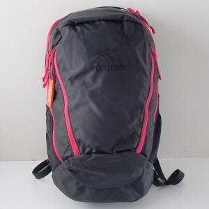 ビームス ×アークテリクス 黒×ピンク バックパック 最新の買取相場ご紹介
