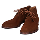 クロケット&ジョーンズはこういうモデルが人気です！チャートシー60年以上販売され続けているチャッカブーツで、クロケット&ジョーンズを代表するアイコン的モデルです。美しいシルエット、履きやすいデザインで長年人気があります。