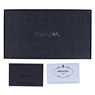 ブランド財布ならこういうものでも買取れます！ギャランティなどの紛失ブランドなどによっては付属品としてギャランティカードなどが付属しています。購入後に紛失してしまうことが多いと思いますがそのままご相談ください。