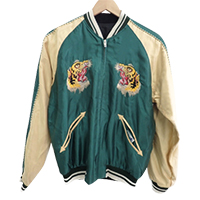 ビームス×テイラー東洋 11-18-0791-086 タイガー・ブランド名刺繍 アセテートスカジャン 買取相場例です