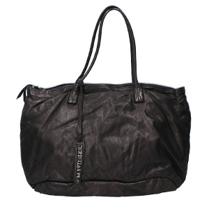 クリスチャンポー ロゴチャーム付 レザー トートバッグ 買取相場例です