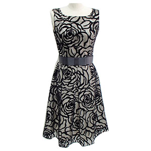 エムズグレイシー リボンベルト付 フラワーレースノースリーブワンピース 買取相場例です