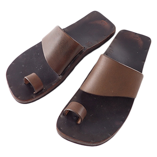 ユッタニューマン メンズ ブラウン ALICE レザーサンダル 現品のみ 未使用 買取相場例です