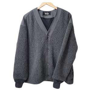 ザリラクス ウール Vネック リブニット カーディガン 買取相場例です