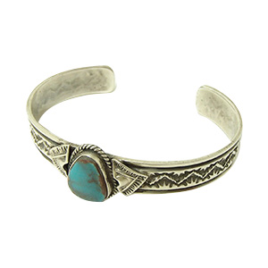 サンシャインリーブス スターリング ナバホ族 ターコイズバングル 買取相場例です