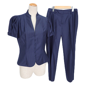 クリスチャンディオール ストライプ ウール セットアップ 買取相場例です