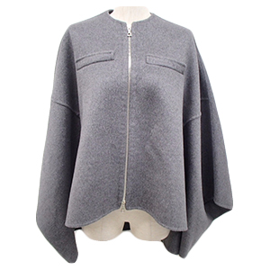 クリスチャンディオール カシミヤ100% ポンチョコート 買取相場例です