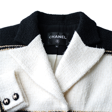 シャネル洋服の高価買取ならお任せください。