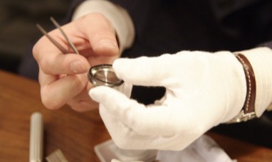 ジャンク品にも価値を見出す包括的な査定