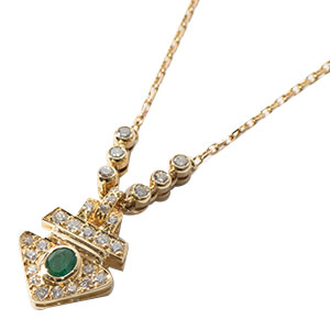 ヤーネス ゴールド ダイヤモンド×エメラルド ネックレス  買取相場例です