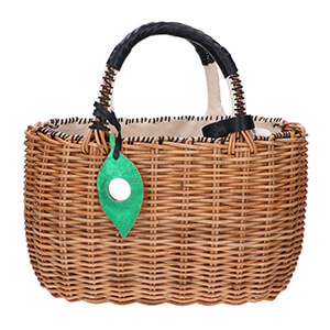 エバゴス VITAMINE レモンシャワー刺繍大きめカゴバッグ 買取相場例です