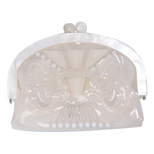 マメ MM7-AC093 がま口 クラッチバッグ 買取相場例です