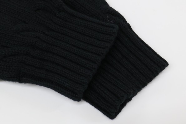ニット製品は「毛玉」を取り除いておく