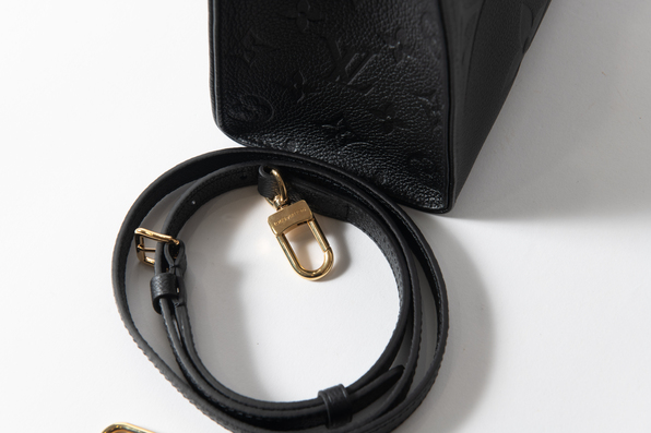 付属品をそろえる