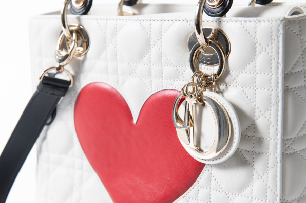 金具は定期的にメンテナンスする