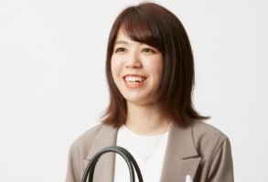 エコスタイル浜松入野店 鑑定士 井出 菜緒