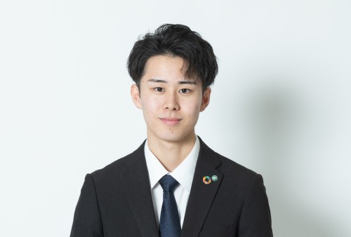 エコスタイル新宿店 鑑定士　岡崎 亮