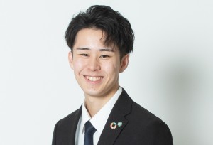エコスタイル新宿店 鑑定士　岡崎 亮