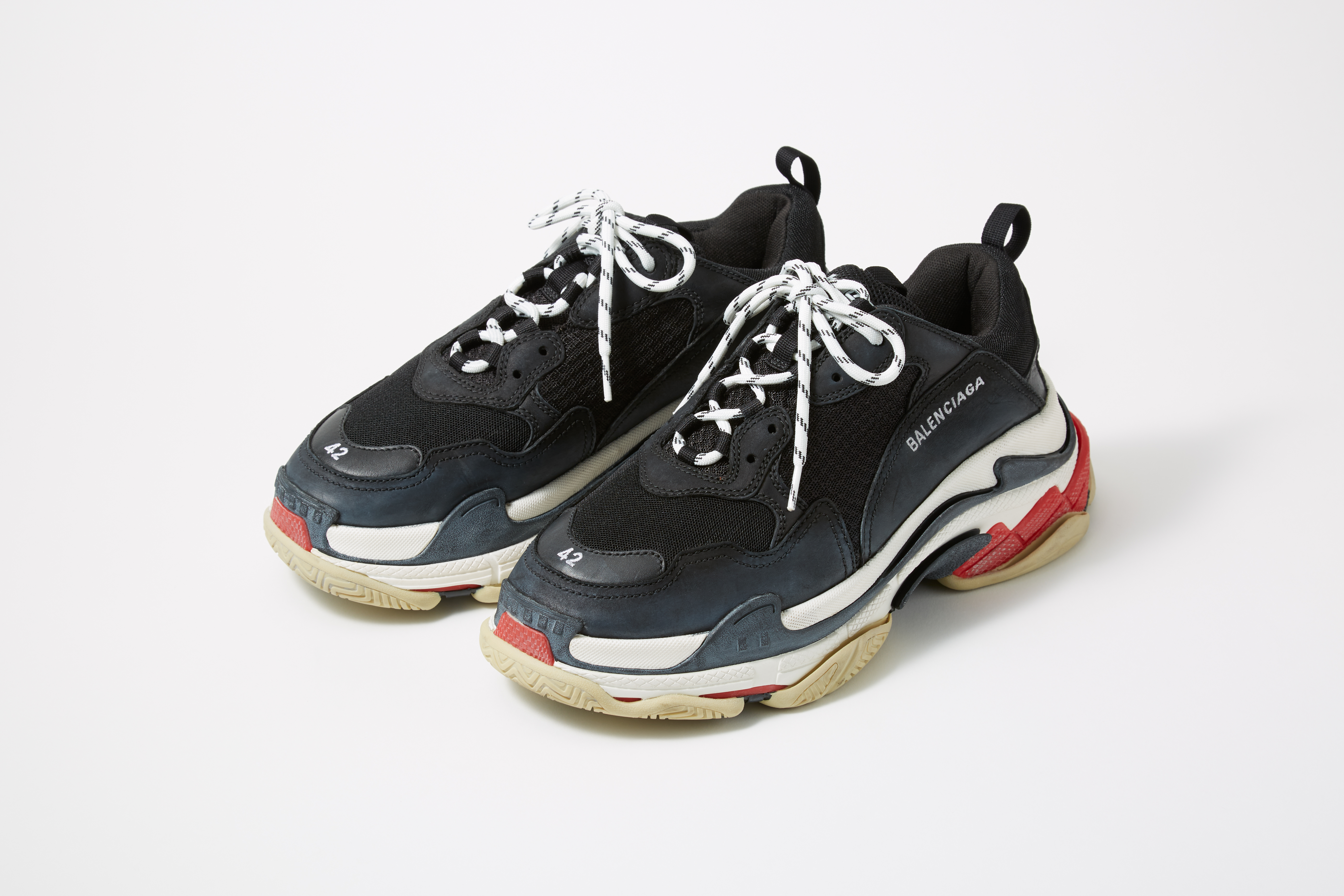 バレンシアガ トリプルS