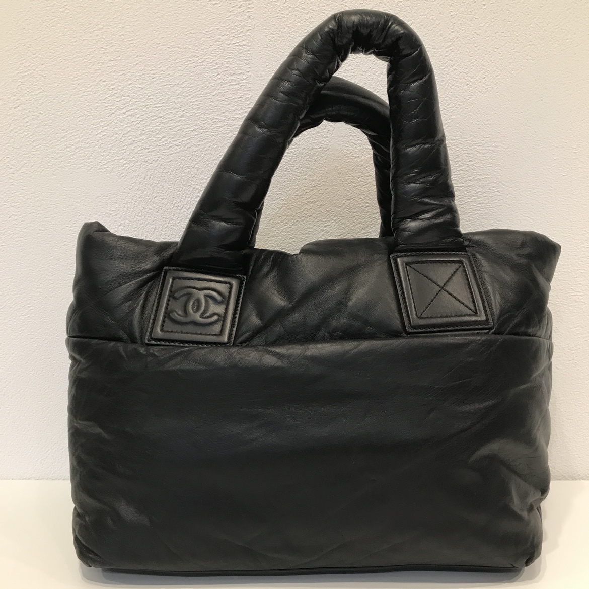 13番台 ブラック ラムスキン コココクーン ハンドバッグ