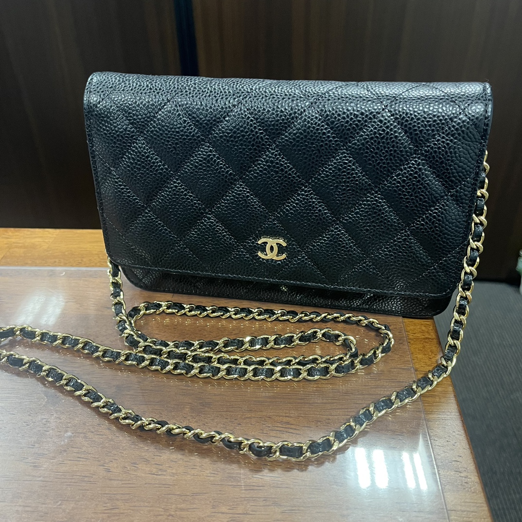 シャネル(CHANEL)買取 AP0250 ブラック キャビアスキン ゴールド金具 クラシックチェーンウォレット