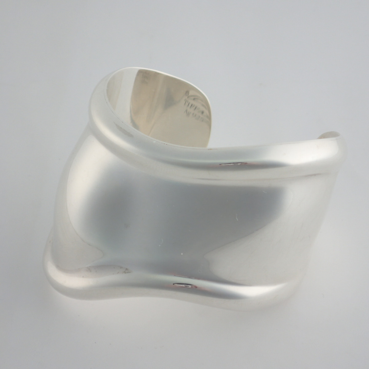 ティファニー ボーン