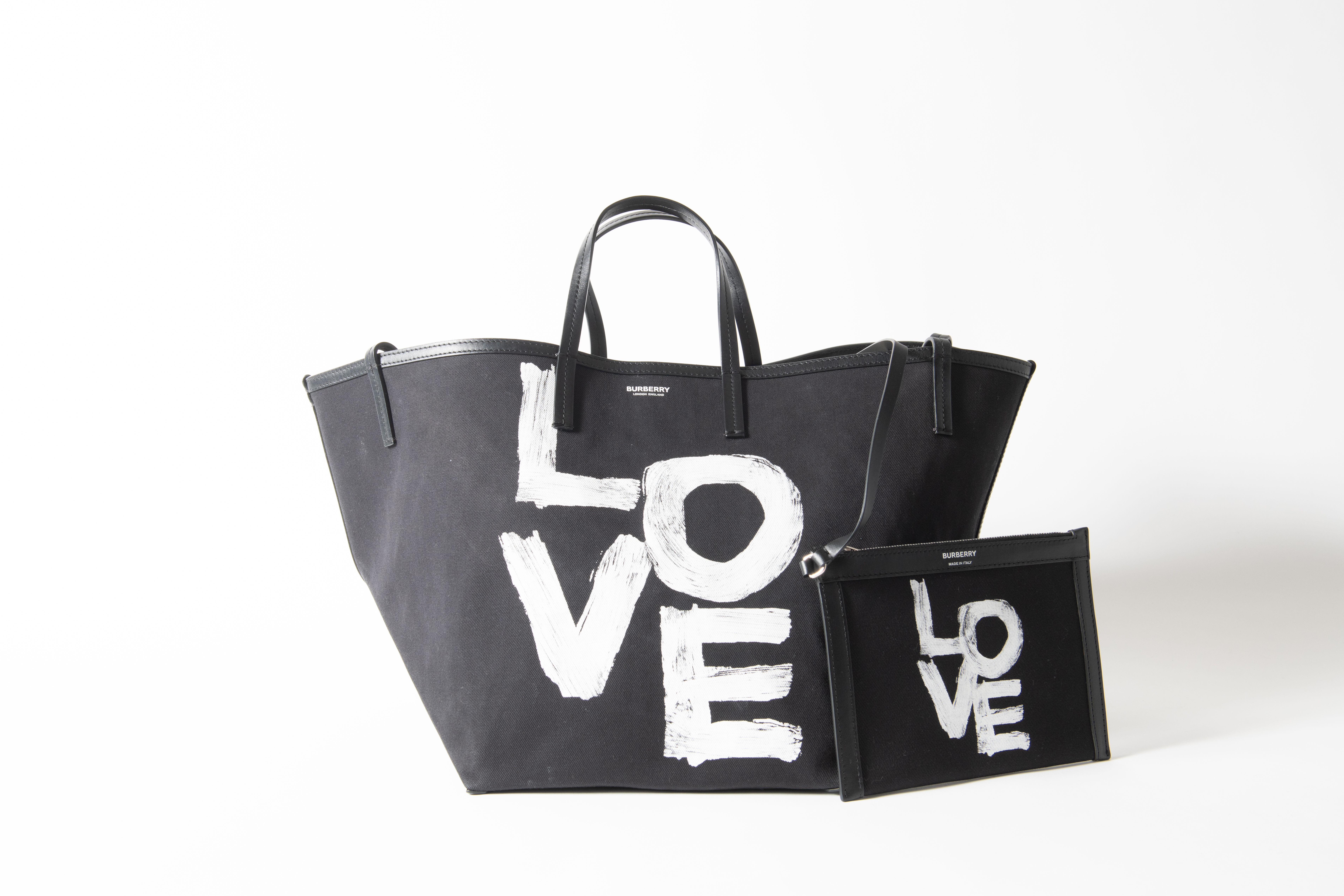 バーバリー 8037385 ビーチ ラブ トートバッグ