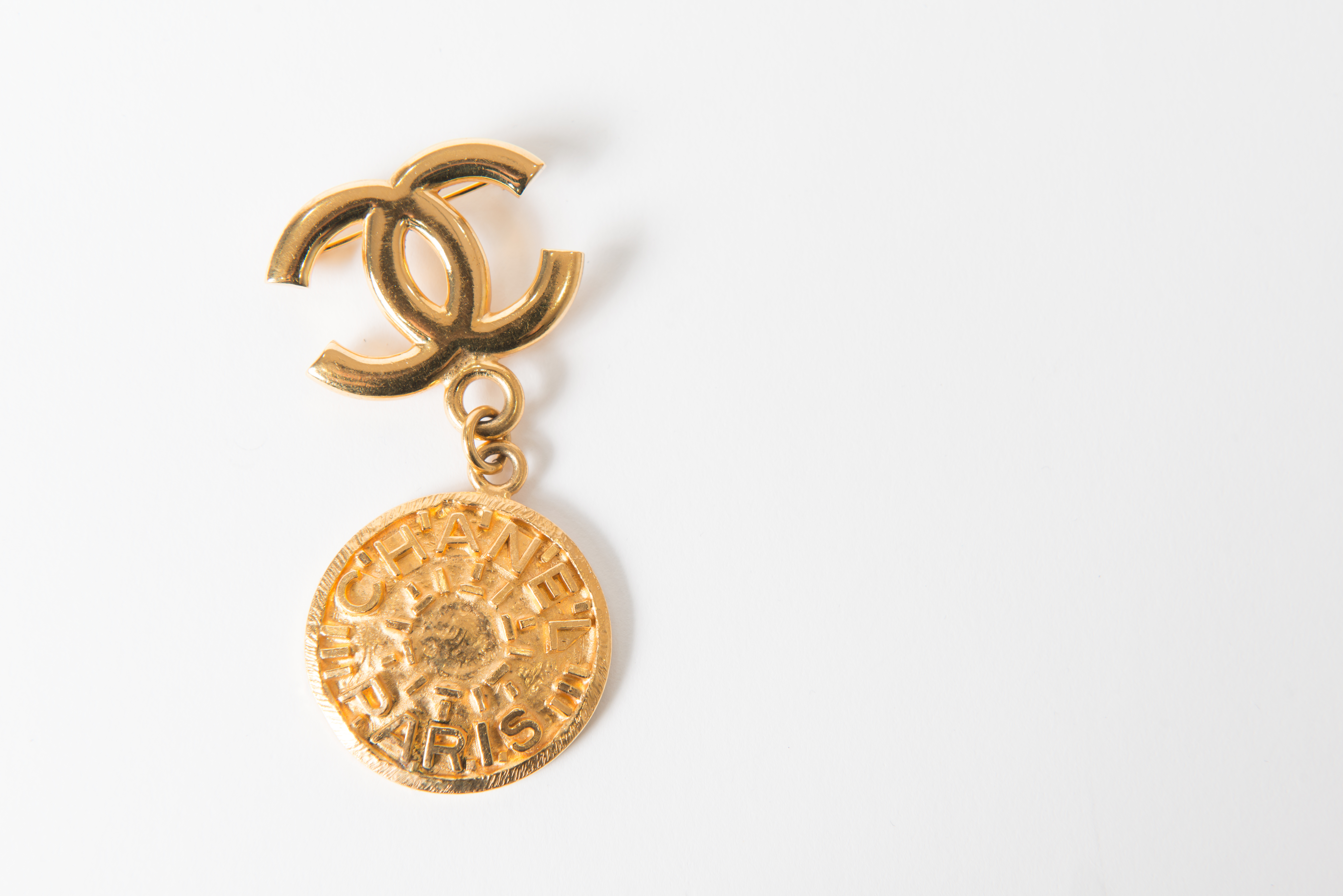 シャネル 95A ココマークブローチ2