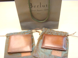 ベルルッティのメンズ 財布の買取実績です。
