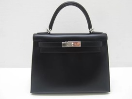 エルメスのエルメス　ケリーバッグ28　黒　ボックスカーフ　外縫いの買取実績です。