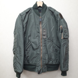 ヒステリックグラマーのプリマロフト MA-1 フライトジャケット メンズの買取実績です。