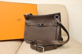 エルメスのジプシエール28の買取実績です。