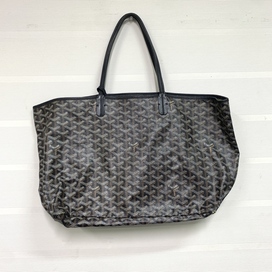 ゴヤールのブラック系 サンルイPM ポーチ付き トートバッグの買取実績です。