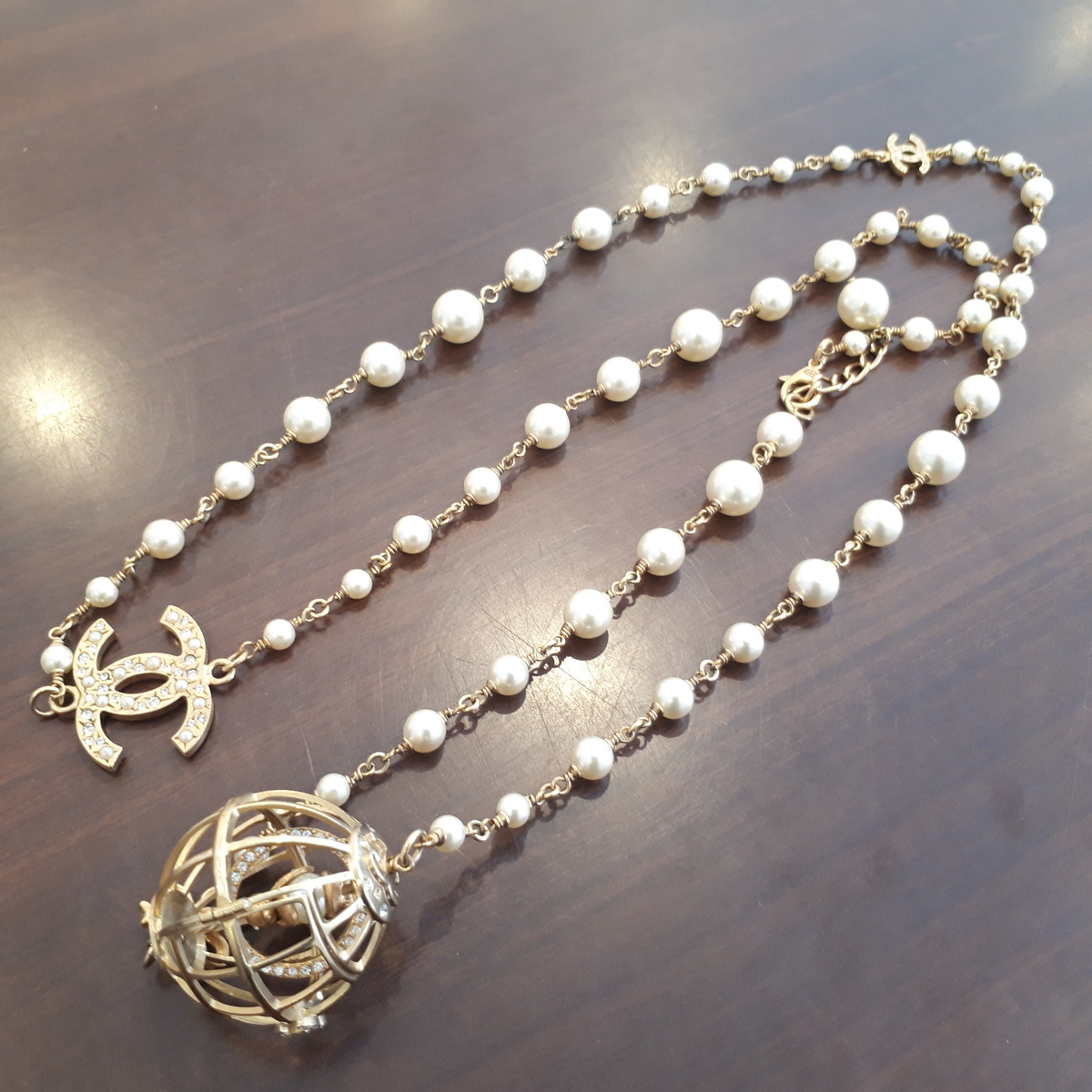 シャネルの05A鳥かごモチーフ フェイクパールロングネックレスを買取