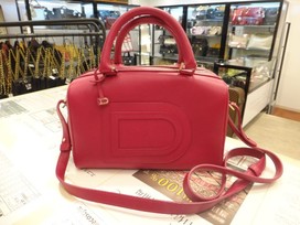 デルヴォーの2WAYバッグ ルイーズ の買取実績です。
