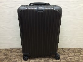 リモワのトパーズ ステルス 32L トロリーケースの買取実績です。