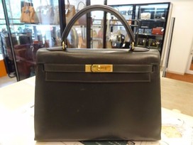 エルメスのケリー32　ボックスカーフの買取実績です。